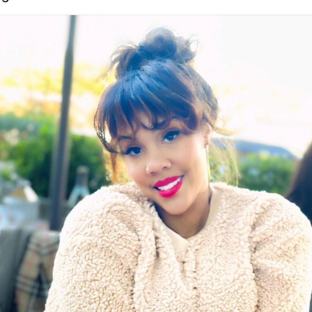 Meet your Posher, Sylvia